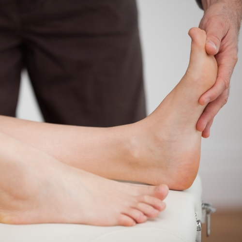 ankle-pain-relief-Maximum-Rehabilitation-Services-Chicago-Evergreen-Park-Munster-IL